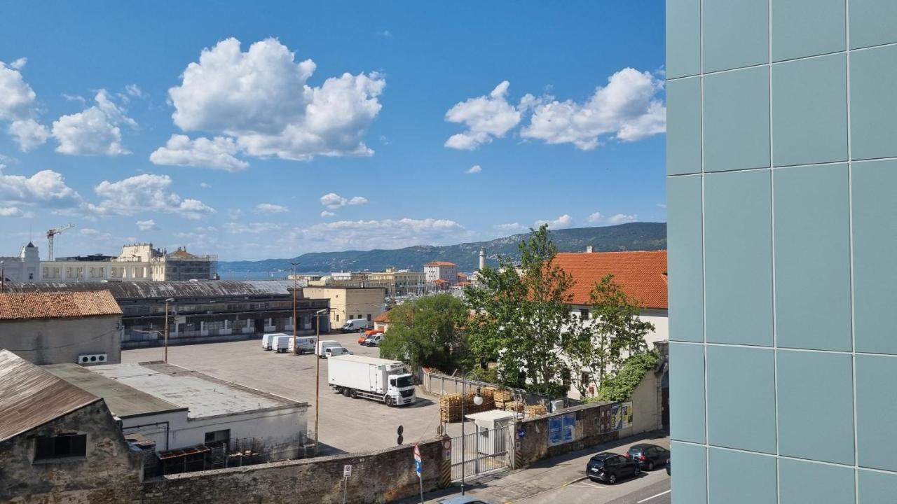 Campo Marzio 6 Apartment Trieste Luaran gambar
